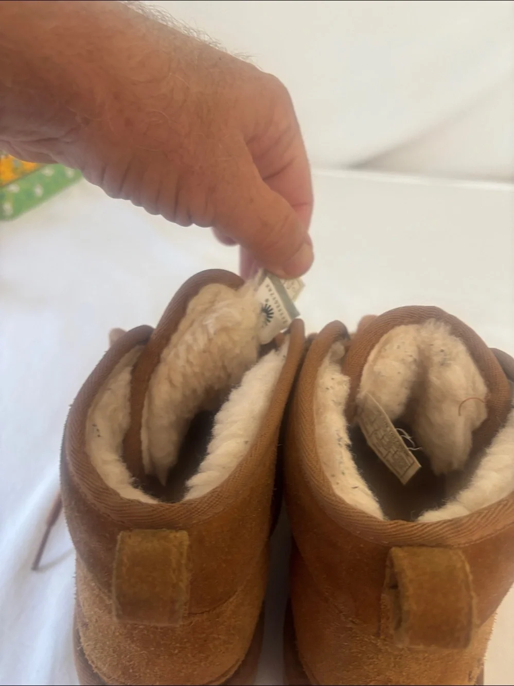 UGG Chestnut Suede Shearling Ankle Boot Size 3 Made Vietnam.